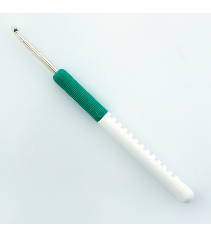 Крючок вязальный addi 4 мм, 15 см, с пластиковой ручкой, арт.148-7/4-15