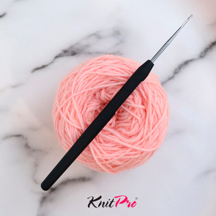 Крючок вязальный стальной 1.75 мм, с черной ручкой Knit Pro Steel, арт.30866