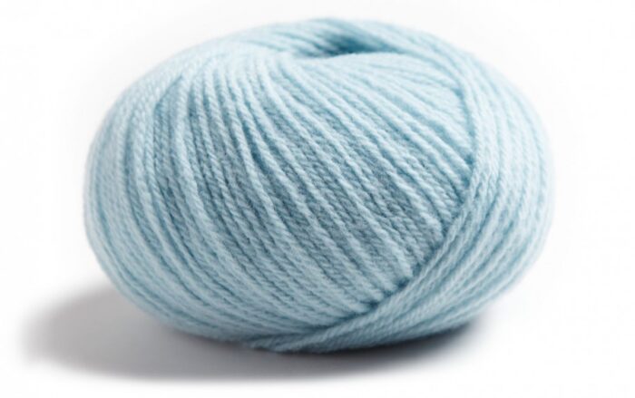 Пряжа Lamana Como цвет 36, taubenblau, синий пион Пряжа Lamana Como цвет 36, taubenblau, синий пион
