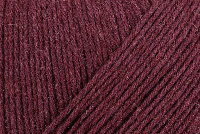 Пряжа Schachenmayr Regia 6-fadig 150г/375м, 9801275, цвет 06046 бордовый Пряжа Schachenmayr Regia 6-fadig 150г/375м, 9801275, цвет 06046 бордовый